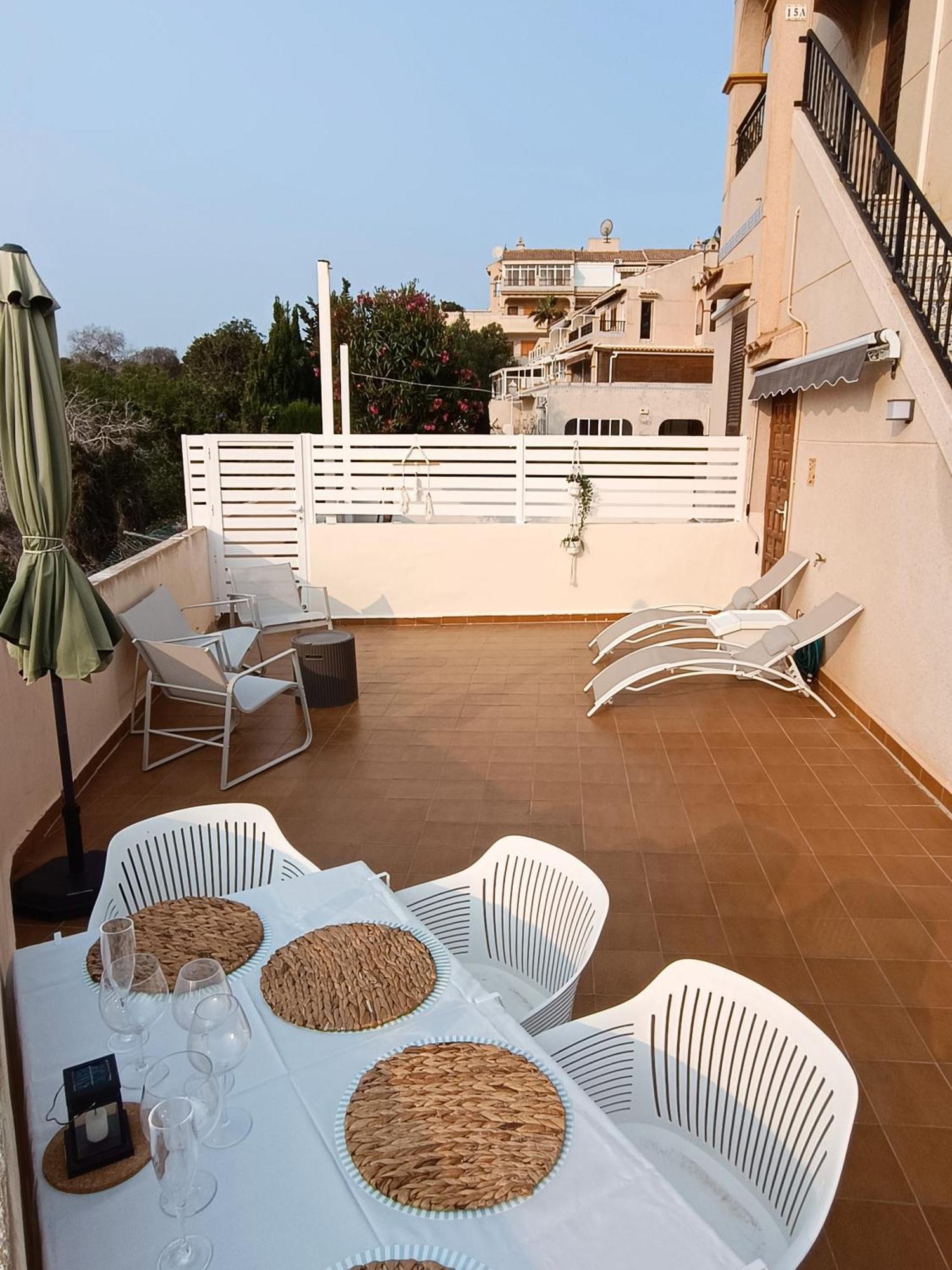 Rising Sun Bungalow Torrevieja Exterior foto